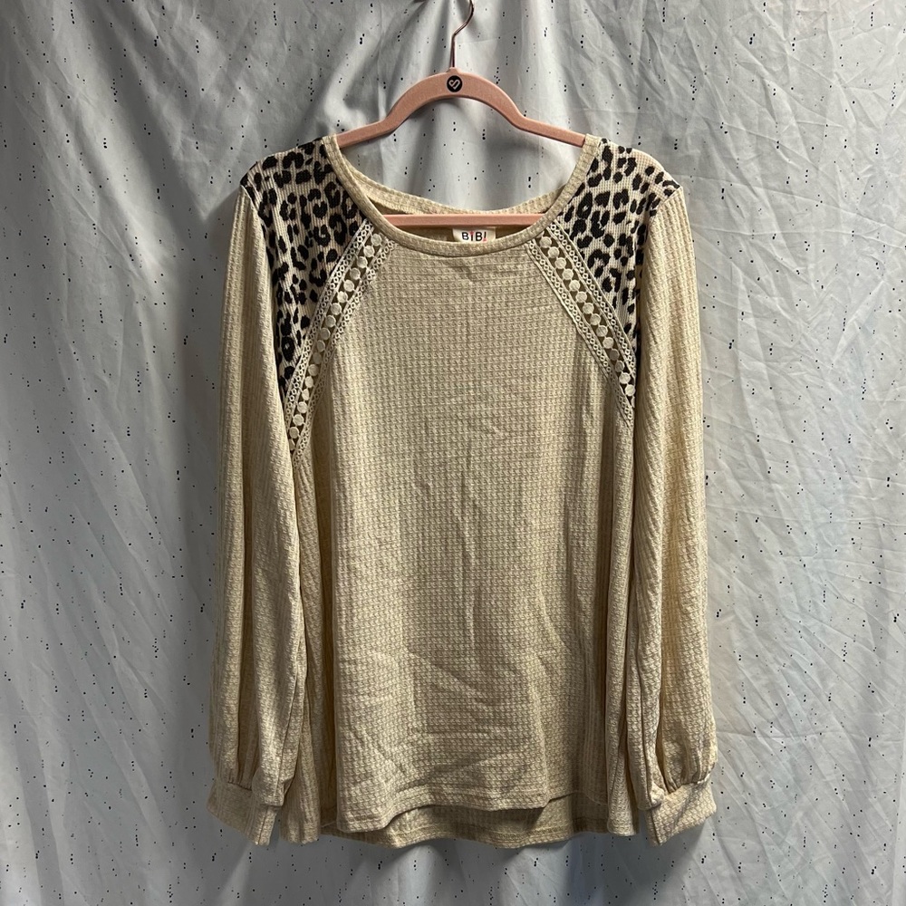 Long Sleeve with Leopard & Lace Accents